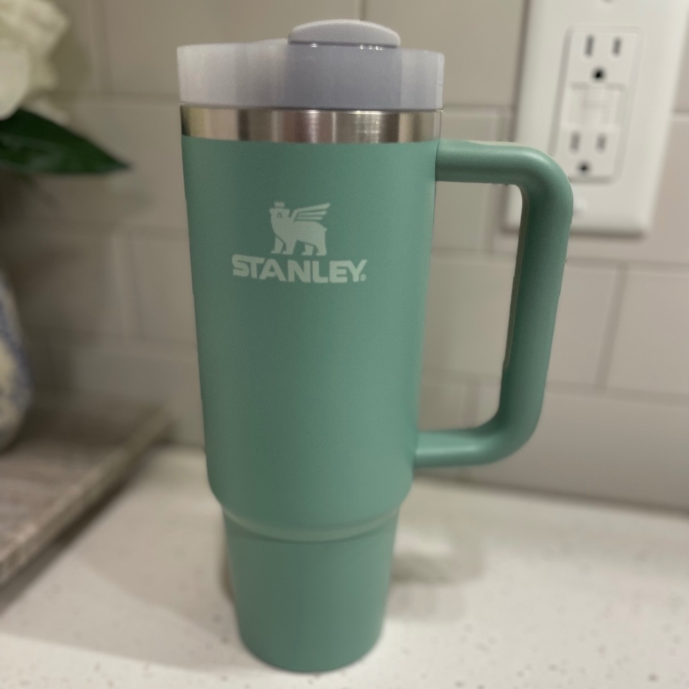 Stanley Quencher H2.0 Flowstate Tumbler 30 oz